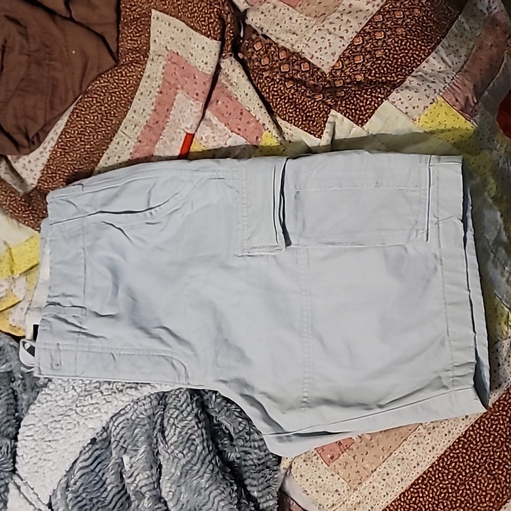 Abercrombie and fitch cargo shorts light blue size 33.
